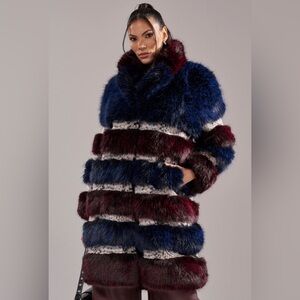 NWT Akira Luxury Women's Blue and Burgundy Faux Fur Coat L/XL